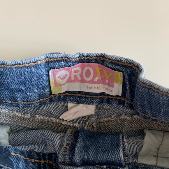 [2/25$✨] Roxy Jean Shorts 🌟 - Picture 5 of 5